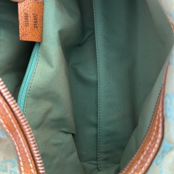 Gucci Blue Bag with Durable Canvas Material and Stylish Leather Handles - Picture 12 of 17